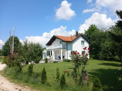 Shtëpia Për Shitje 72250 Vitez BA