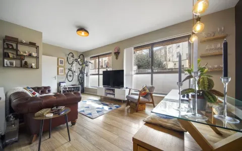 Apartament Me qira 9000 gent BE