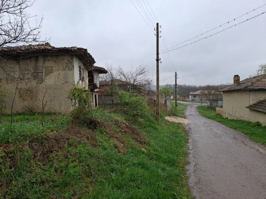 Shtëpia Për Shitje - 7864 Aprilovo BG Image 4