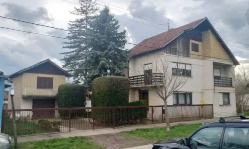 Shtëpia Për Shitje  21470 Bački Petrovac RS